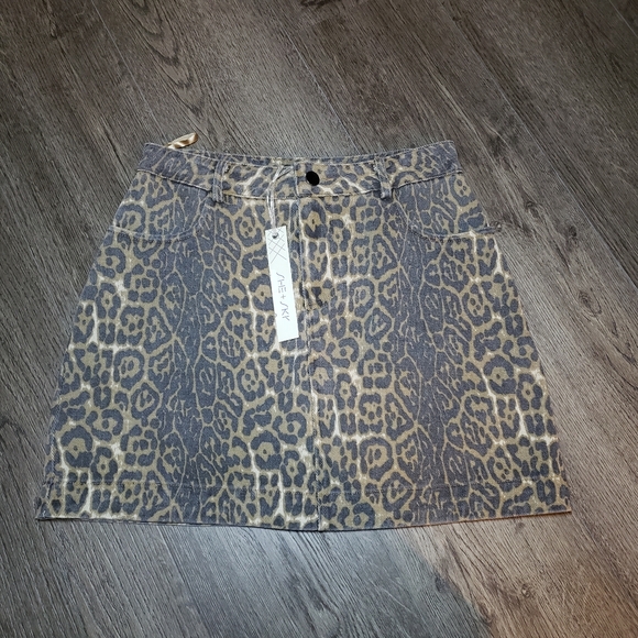 She+Sky Cognac Leopard Print Denim Mini Skirt - Picture 2 of 7